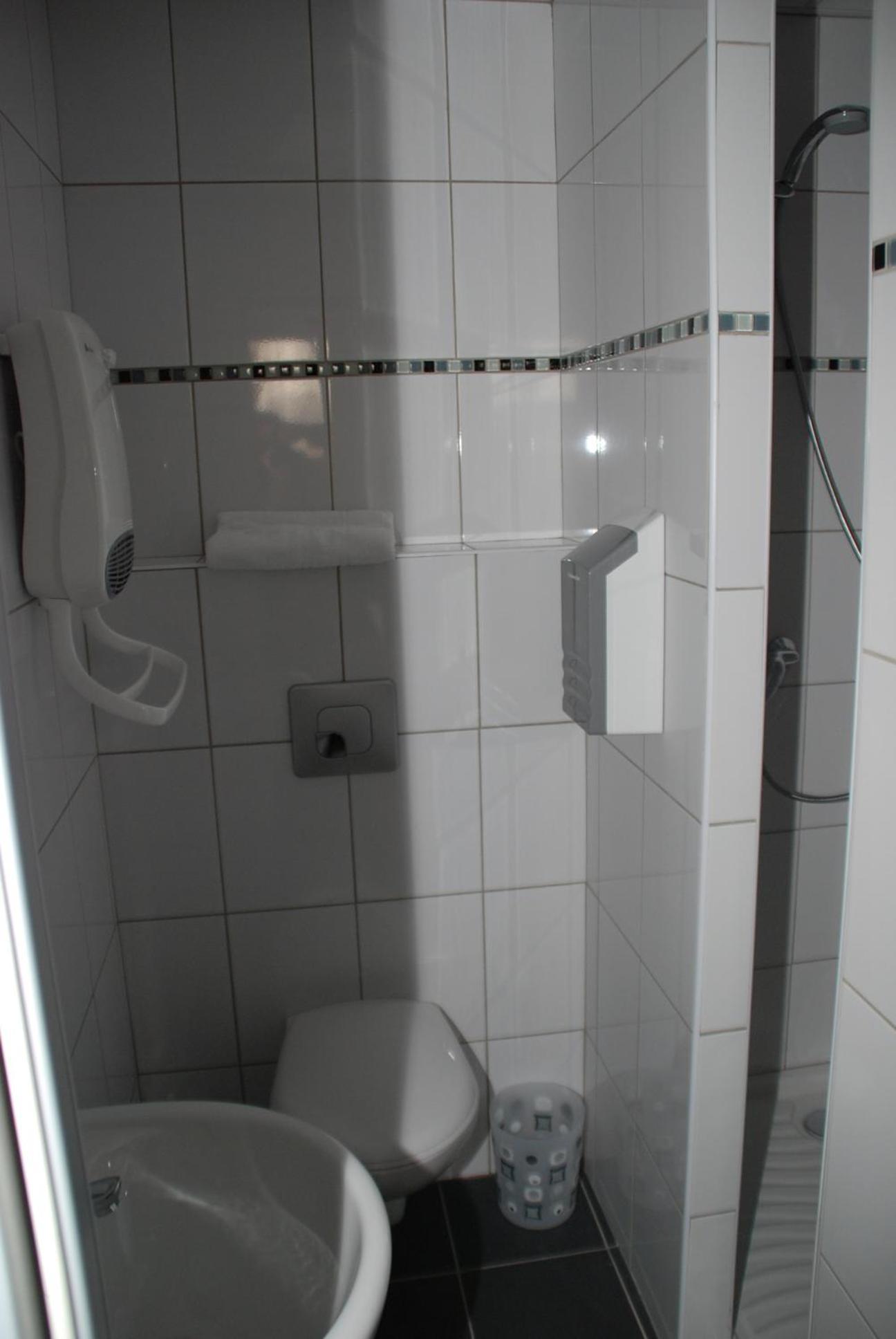 Residence Cosyade Equipee D'Un Parking Prive Gratuit Bourbourg Esterno foto